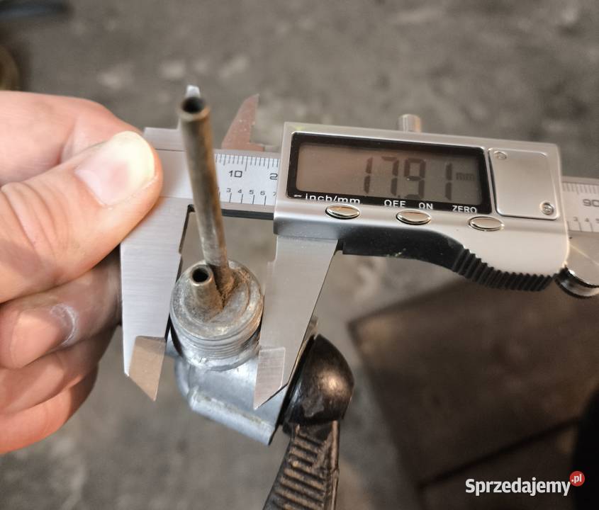 Kranik paliwa Junak m07 m10 oryginał Kraniki Wolbrom