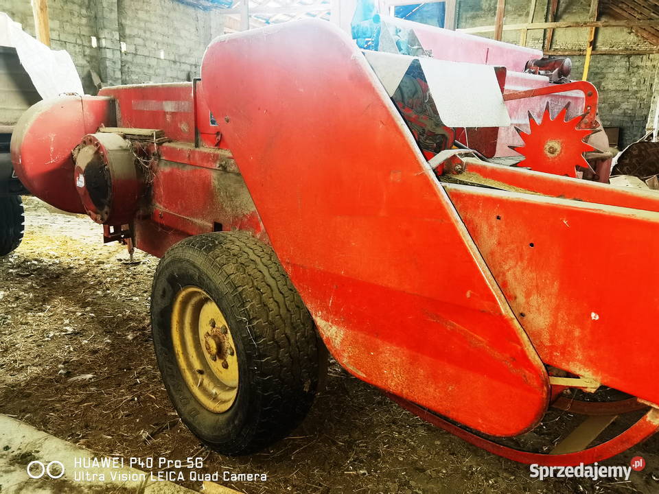 Prasa Massey Ferguson 208 baler kostkująca świętokrzyskie Młodzawy Duże