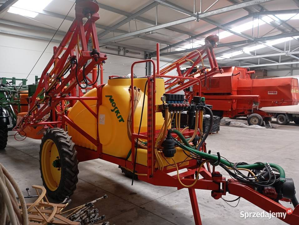 Opryskiwacz ciągany Moskit 1600l15m hydraulika Hardi Radom sprzedam