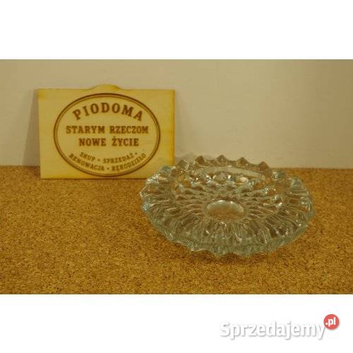 Popielniczka szklana vintage tłoczone szkło