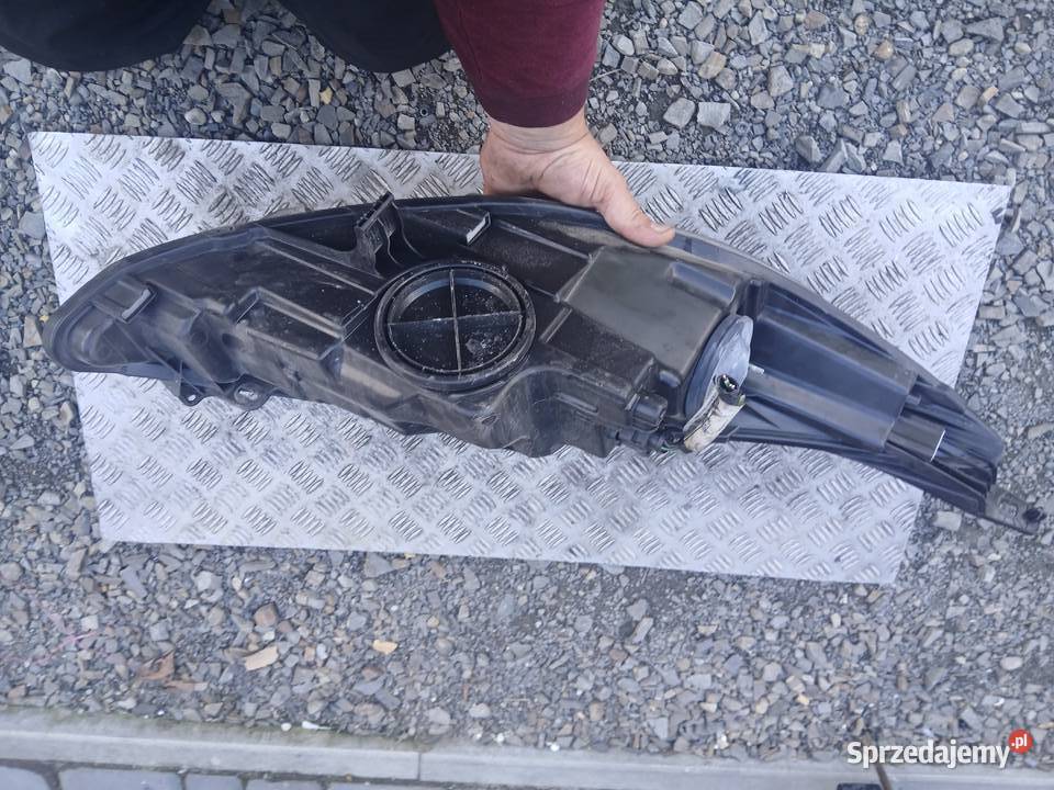 Lampa lewa przód przednia Ford Fiesta mk7 VII EU osobowe Motoryzacja Radłów