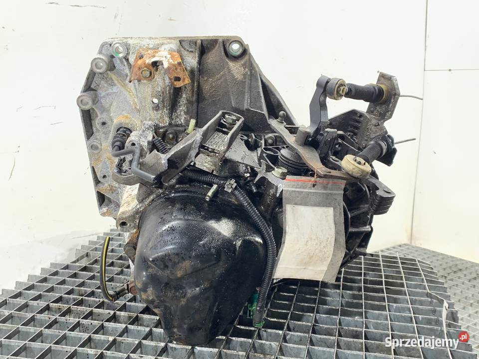 SKRZYNIA BIEGÓW NISSAN JUKE F15 JR5339 16 117