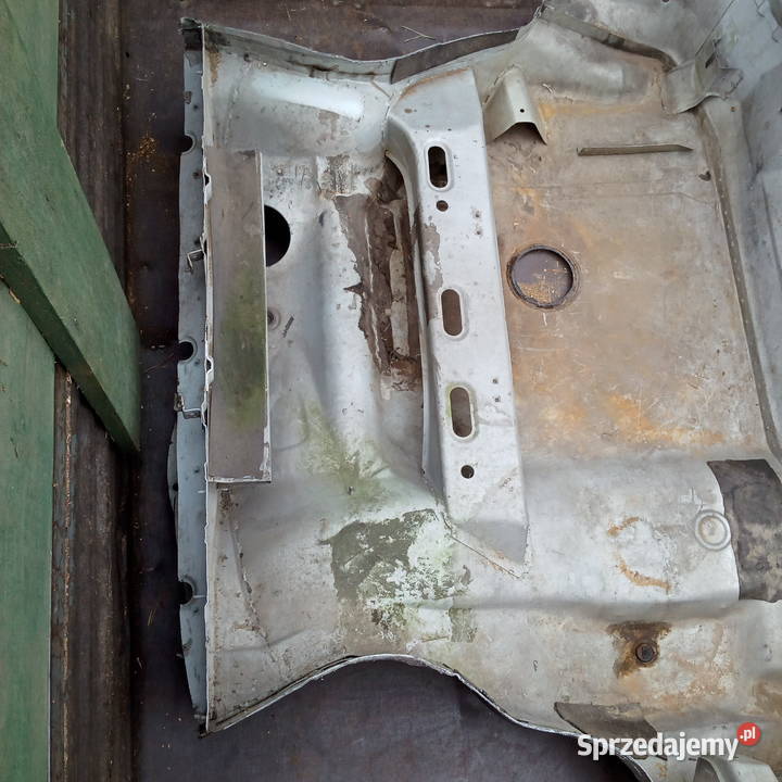 Audi 80 Cabrio Pas tylny Wanna Wzmocnienie Dębica