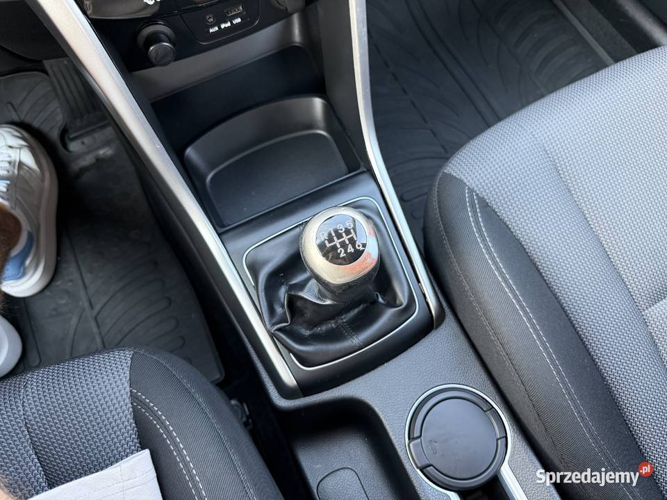 Hyundai i30 16 BENZYNA Klimatronik Nawigacja Konin