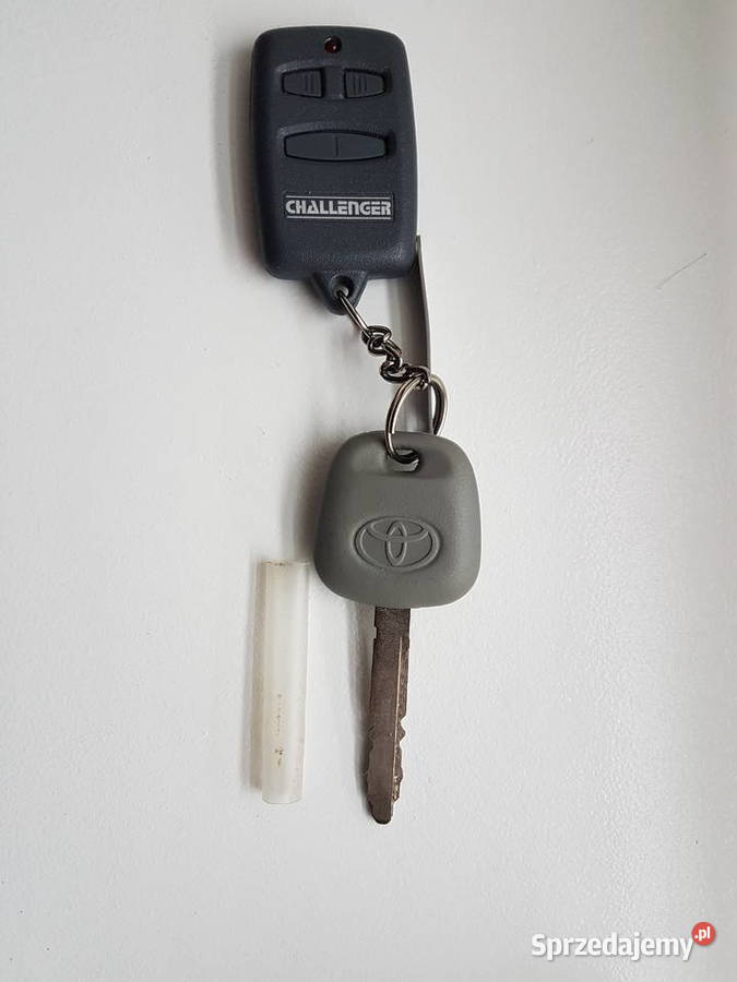 Kluczyk oryginalny TOYOTA YARIS I z pilotem Stacyjki i kluczyki