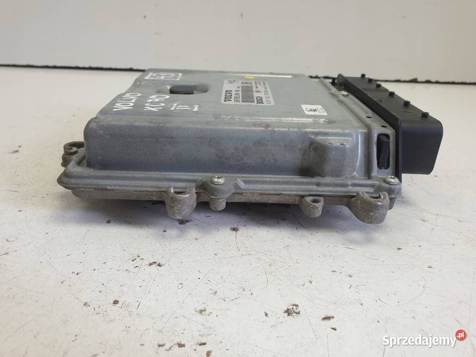 Volvo V70 III 24 D5 STEROWNIK SILNIKA komputer Części samochodowe lubelskie Janów