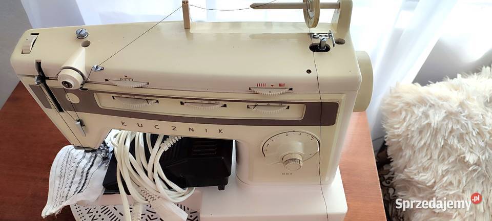 Maszyna do szycia walizkowa łucznik 884 sprawna Mielec