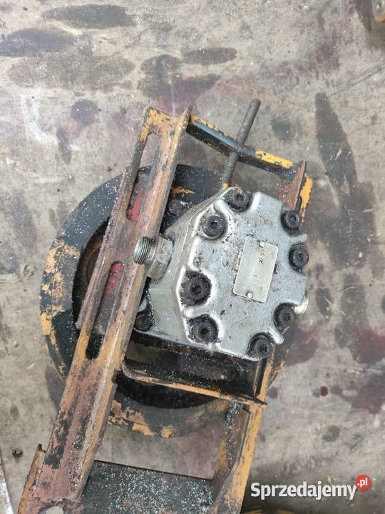 Pompa hydrauliczna Bizon Z056 Gowarczów