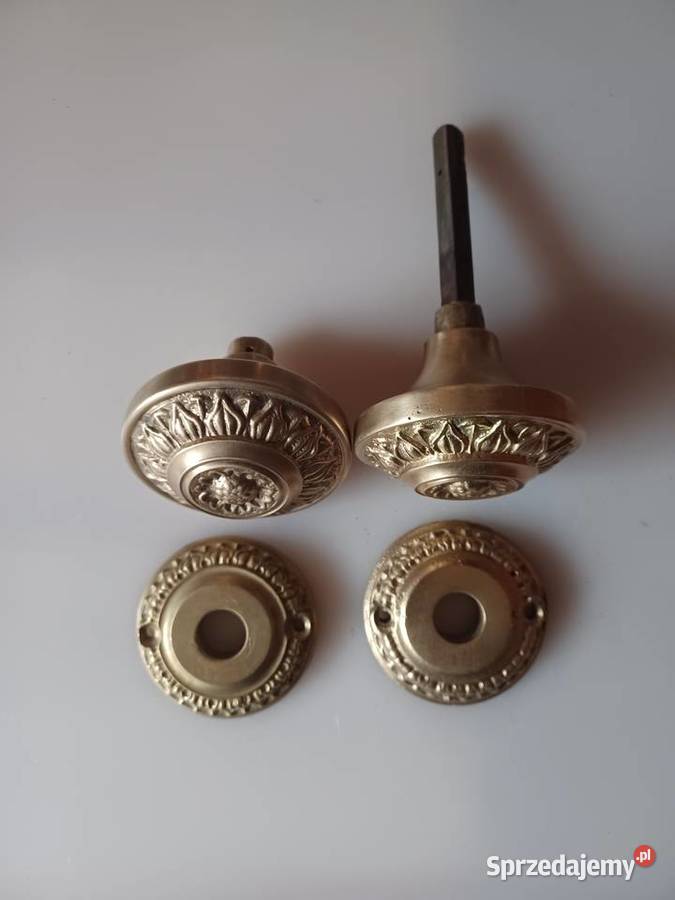 Klamki gałki z rozetami Mosiądz
