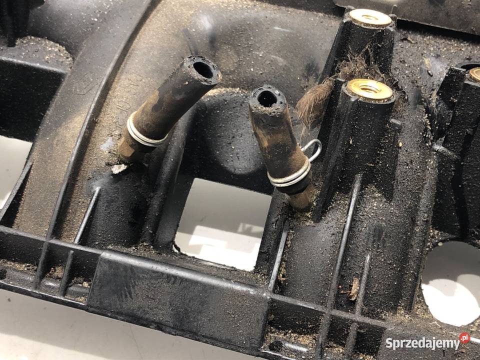 KOLEKTOR SSĄCY RENAULT MEGANE III 140032069R 14 sprzedam