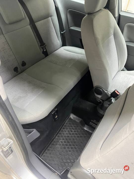 Ford Fiesta 14TDCI Opłaty na Klimatyzacja 2003r elektryczne szyby Iłża