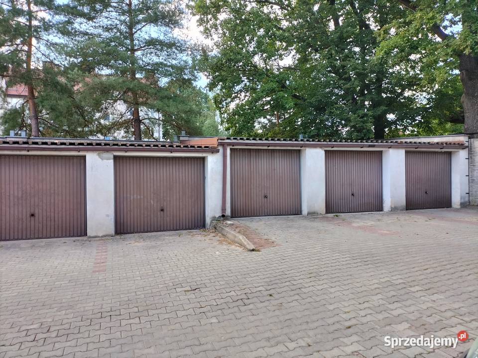 Garaż murowany w zabudowie szeregowej Skarżysko-Kamienna sprzedam