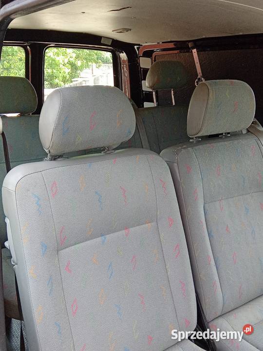 VW Transporter T5 25 TDI 9 osobowy Łagów