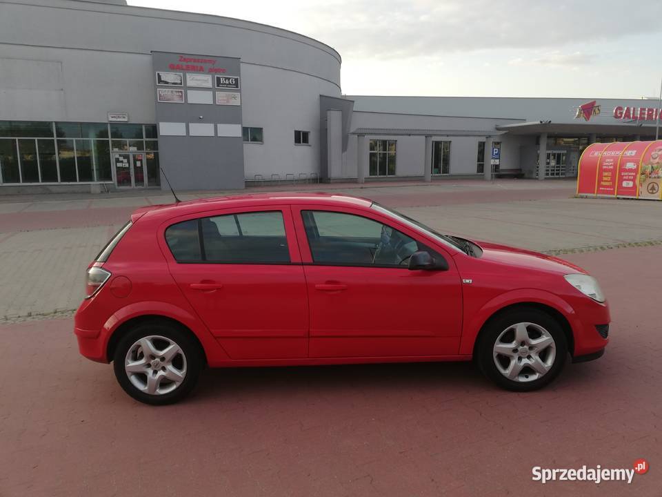 OPEL ASTRA H ENJOY z roku 2007 z silnikiem Astra Radom