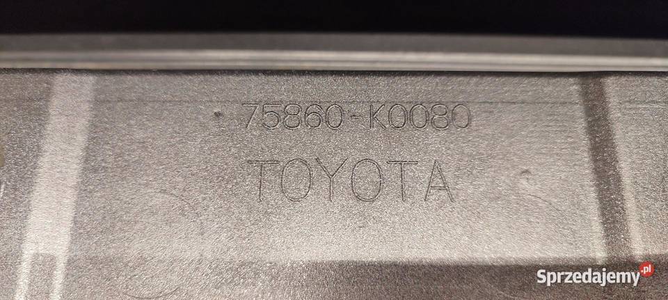 MAZDA 2 TOYOTA YARIS IV LISTWA PROGOWA PRÓG LEWY