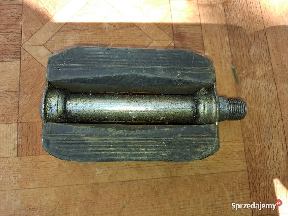 Pedał Romet Wigry 3 lewy gwint sprzedam