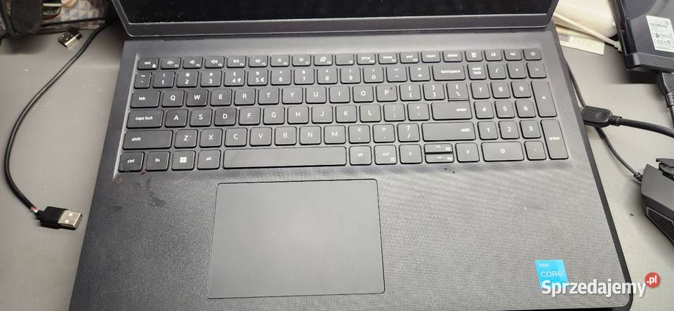 Laptop DELL VOSTRO 153510 Intel Core i3 8GB 256