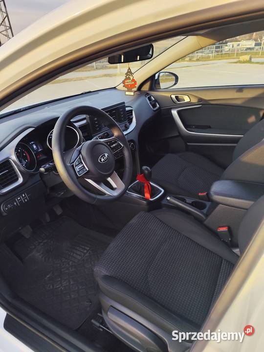 Kia Ceed 16 crdi 2020r MP3 świętokrzyskie Bęczków sprzedam