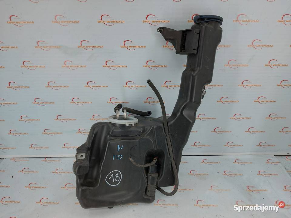 MERCEDES E KLASA W212 LIFT zbiorniczek