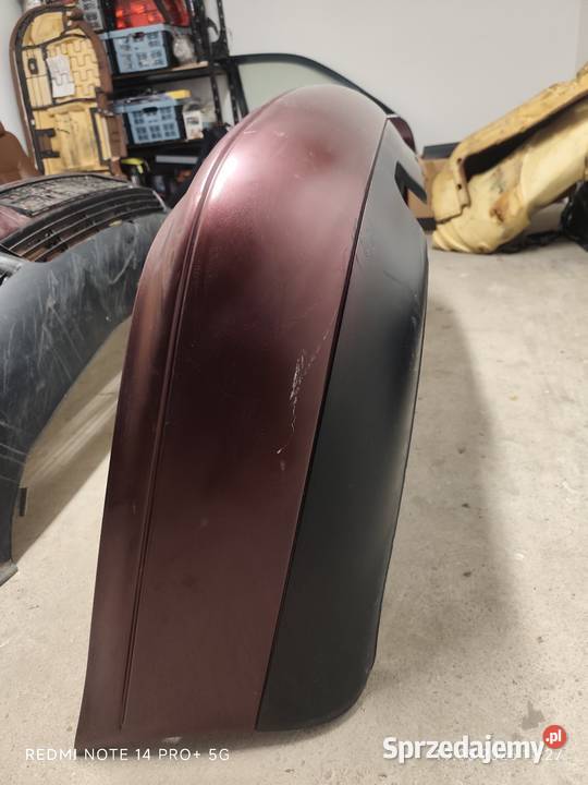 Zderzak audi a8 D2 tylny przedlift Rok produkcji 1995