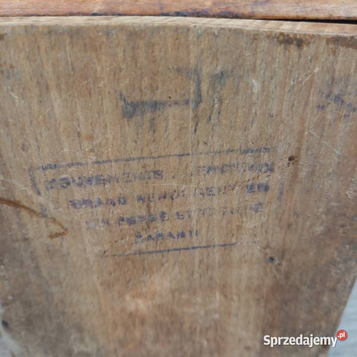 Francuski drewniany młynek do kawy sygnowany