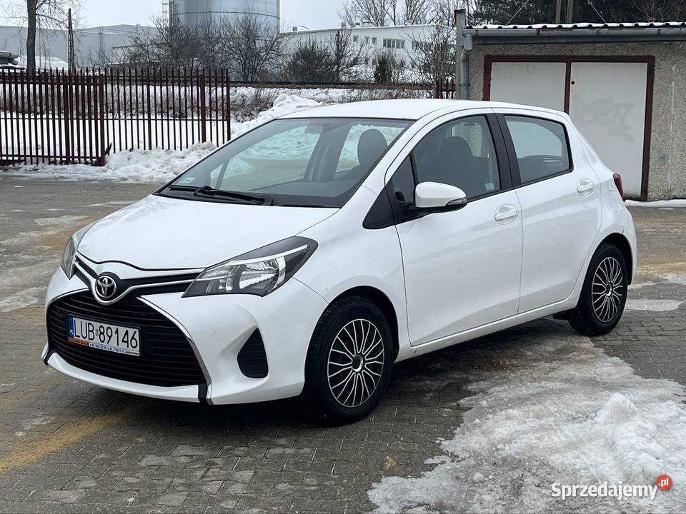 Toyota Yaris 10 benzyna salon Polska 5 drzwi radio lubelskie Świdnik