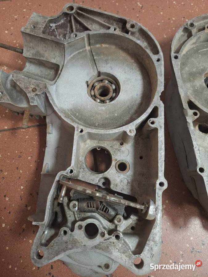 Kartery połówki silnika jawa cz 175 Kartery podkarpackie Strzyżów sprzedam