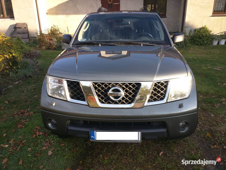 Sprzedam Nissan Pathfinder 25 diesel 7osobowy wielofunkcyjna kierownica