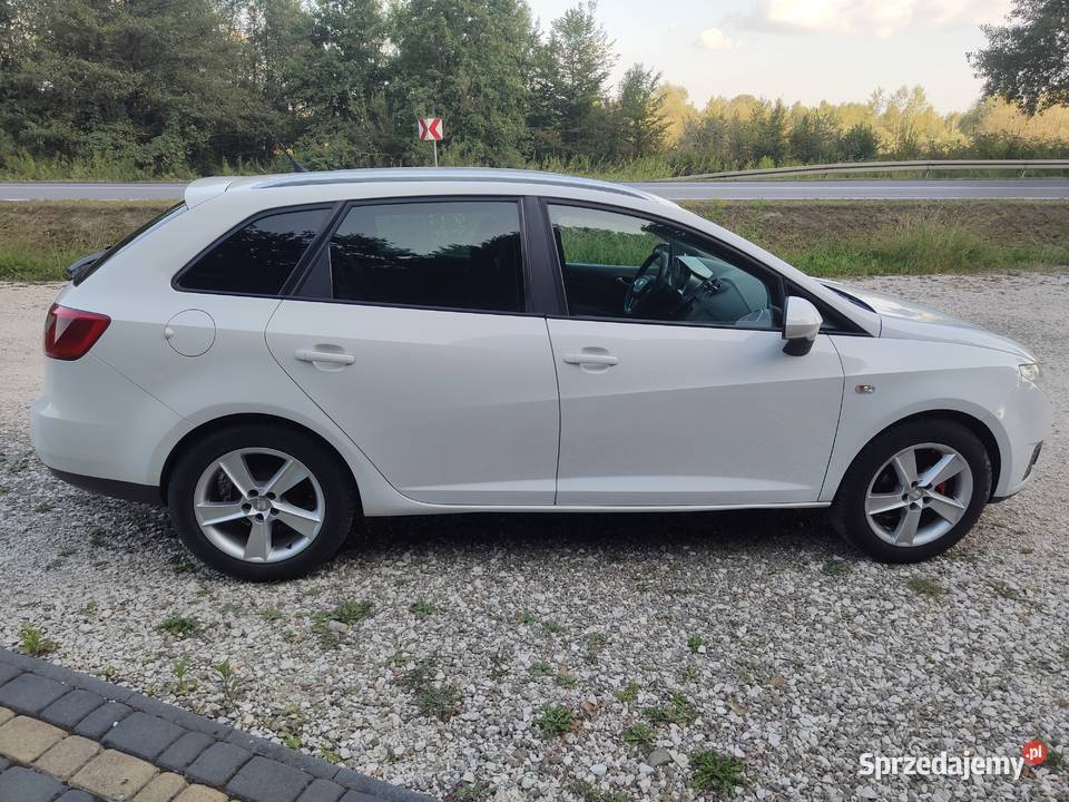 Seat Ibiza 12 TDI 2011 STYLE Rok produkcji 2010 Wierzchosławice