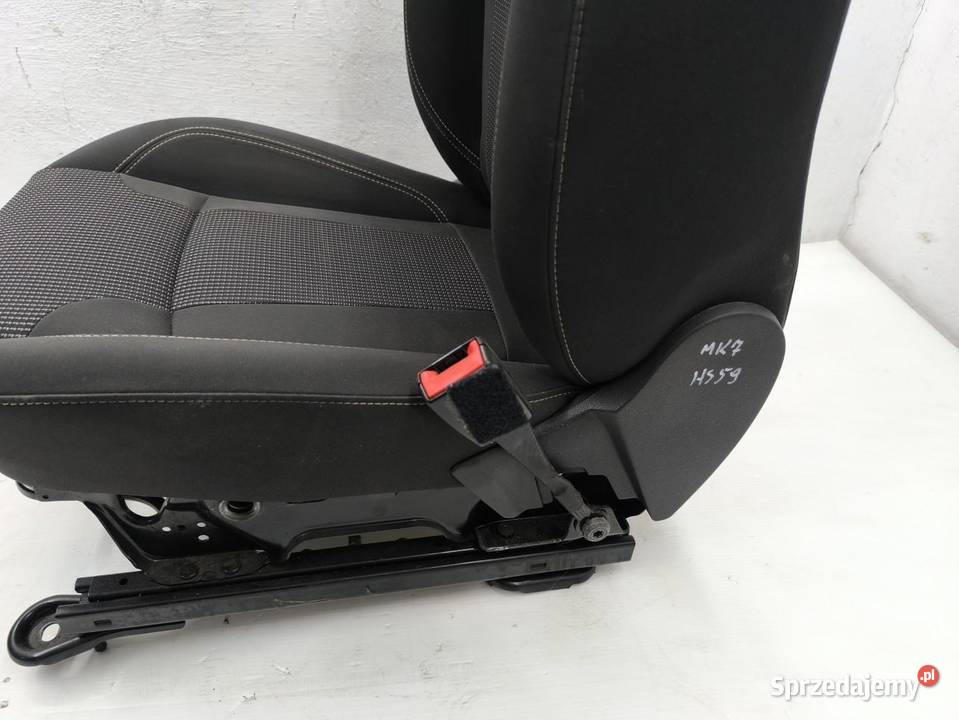 FOTEL PASAŻERA PRAWY PRZÓD GRZANY 5D FORD FIESTA osobowe wielkopolskie