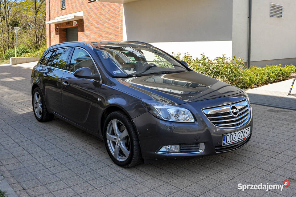 Opel Insignia 20T 250 4x4 Salon Skóry manualna Motoryzacja Wrocław
