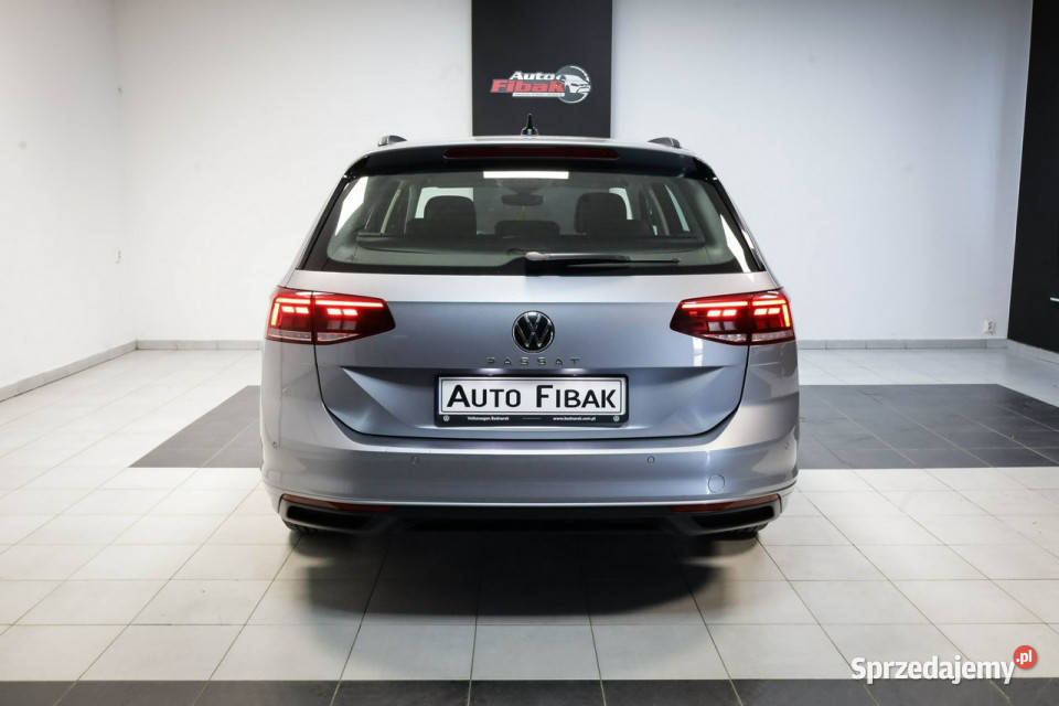 Volkswagen Passat DSGSalon PolskaBezwypadkowyI serwisowany w ASO Samochody osobowe Konstantynów Łódzki sprzedam