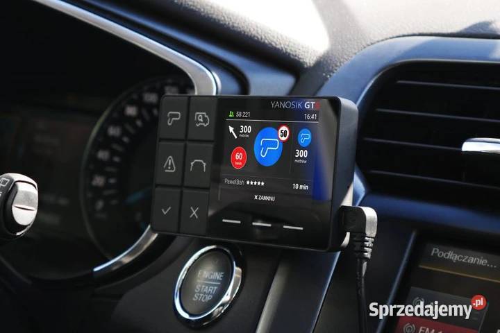 Yanosik GTR z rocznym abonamentem Łuszczów Drugi