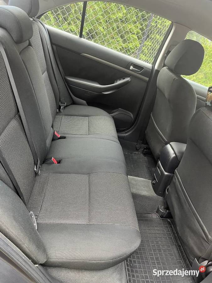 Toyota avensis t25 18 vvti lift 2006r Radzymin