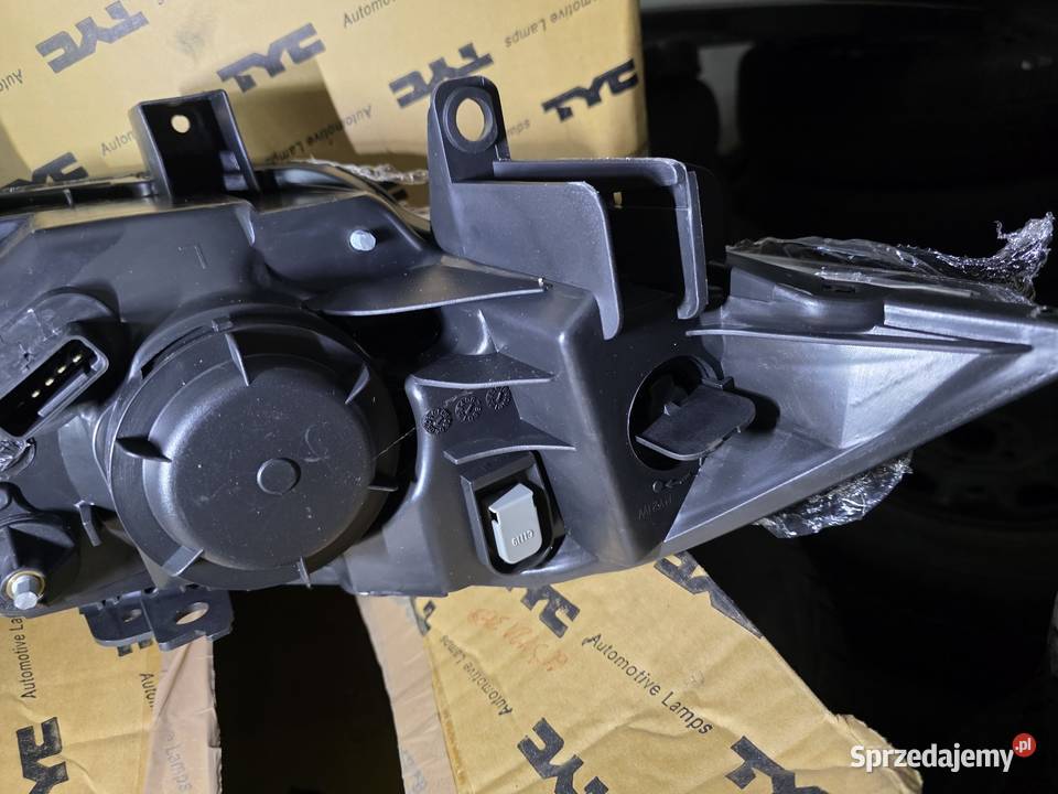 Komplet lamp przednich Renault Megane Świdnica