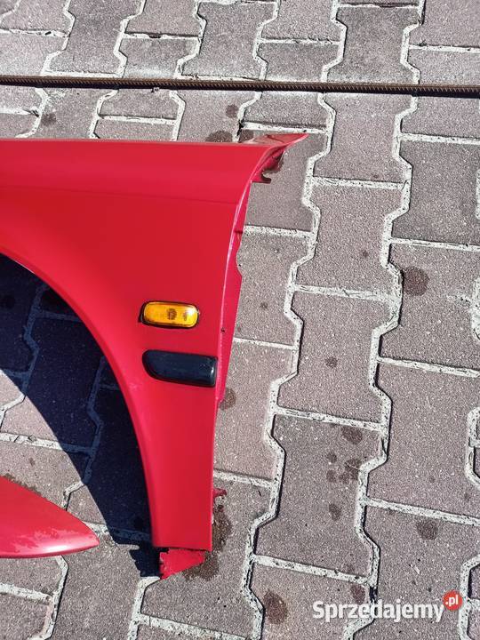 Błotnik prawy lewy Saab 900 kolor 240 Szczecin