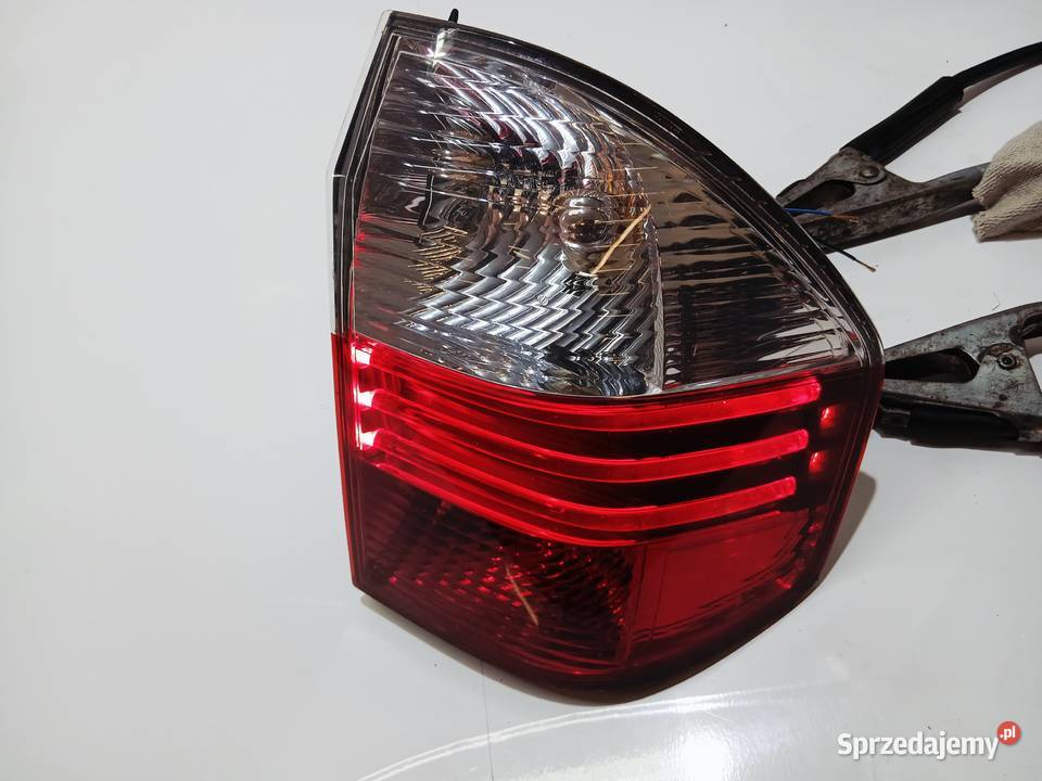 LAMPA PRAWA TYLNA BMW X3 E83 LIFT 7162210 OE