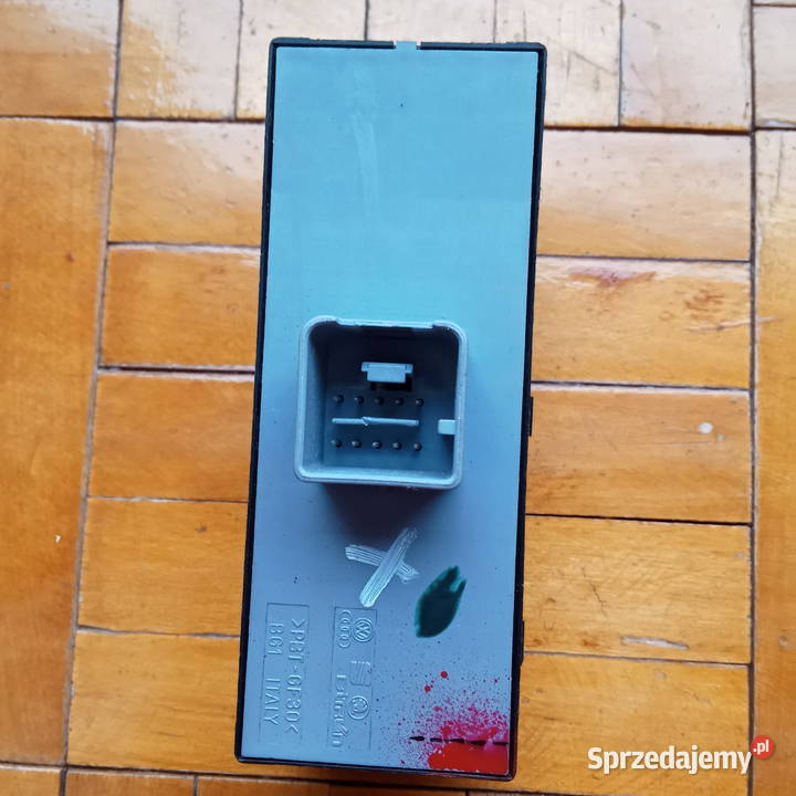 VW Golf V Przełącznik szyb Panel lewy 1K4959857 podkarpackie Dębica