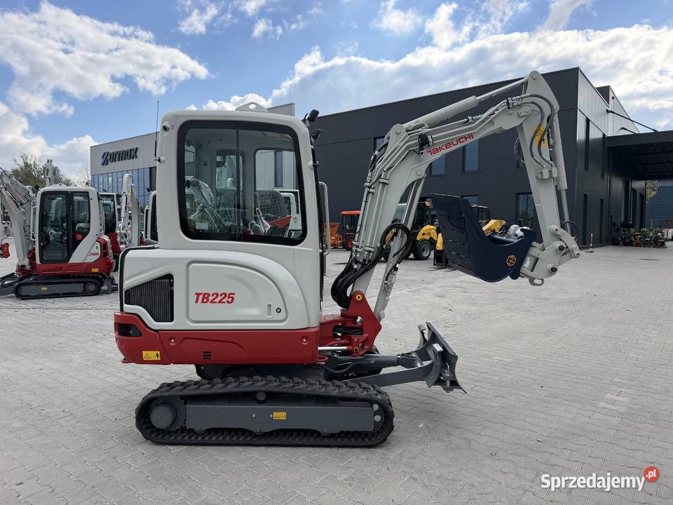 Minikoparka Takeuchi TB225 V3 25 tony Katowice
