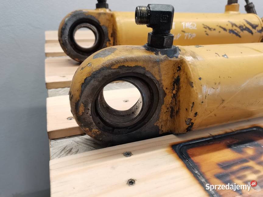 Siłownik kompensacyjny CAT TH 62 Wilkowo