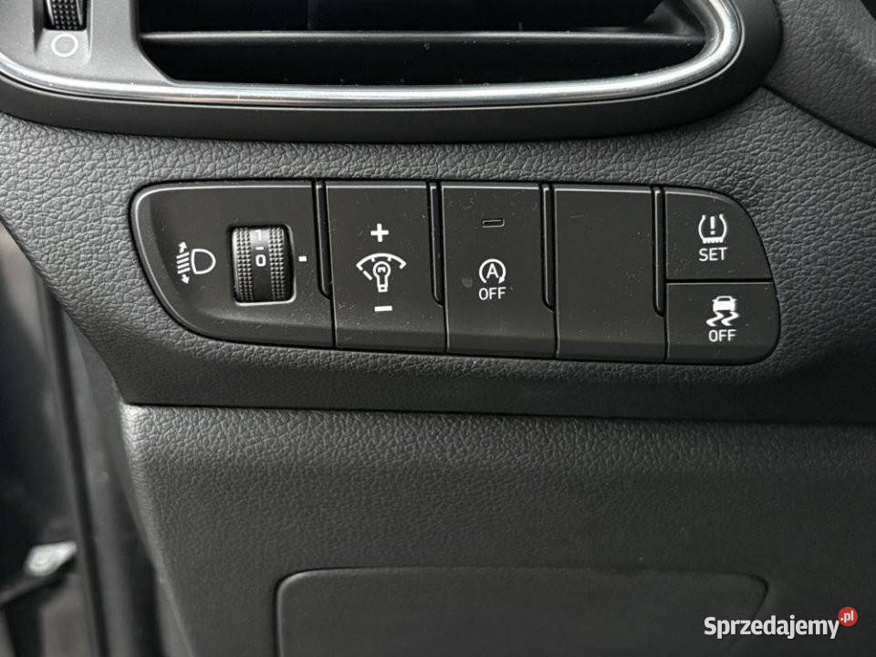 HYUNDAI i30 2021r Salon Warszawa