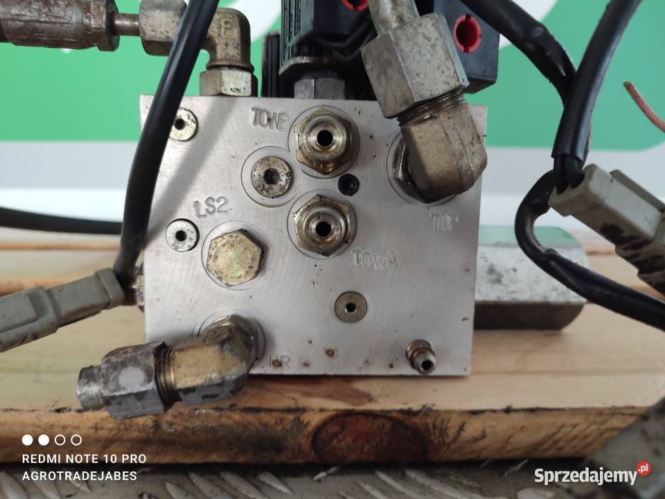 Rozdzielacz hydrauliczny Bucher 50721101 Komatsu Wilkowo