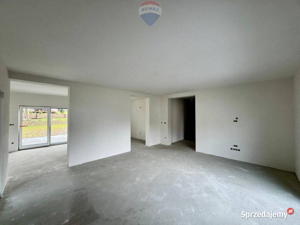 Nowy piękny dom parterowy obok Jeziora