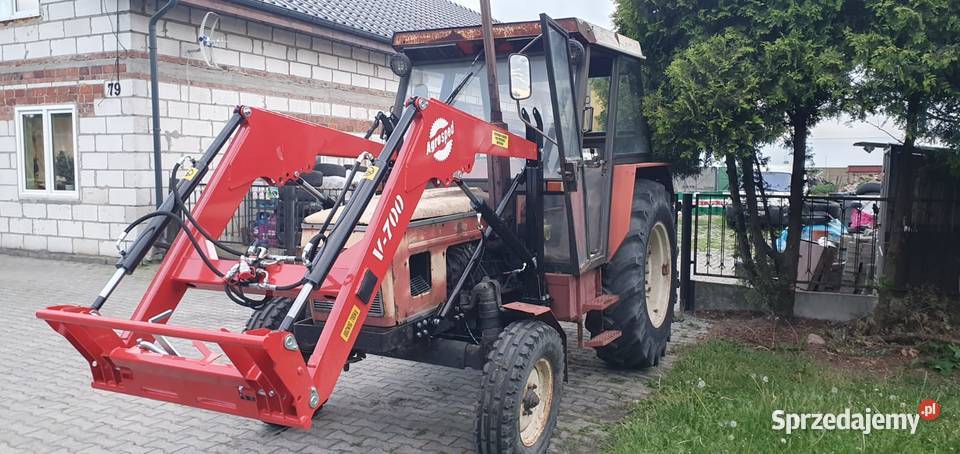 Ładowacz czołowy TUR firmy Agrosped model V700 nieuszkodzony Kujawki