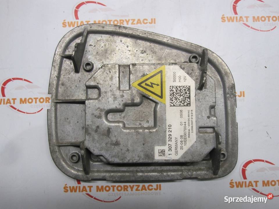 VOLVO V50 przetwornica lampy prawa 1307329210 Przetwornice Kielce sprzedam