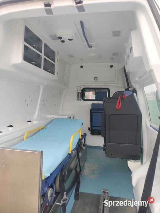 ambulans karetka vw t6 biały sprzedam