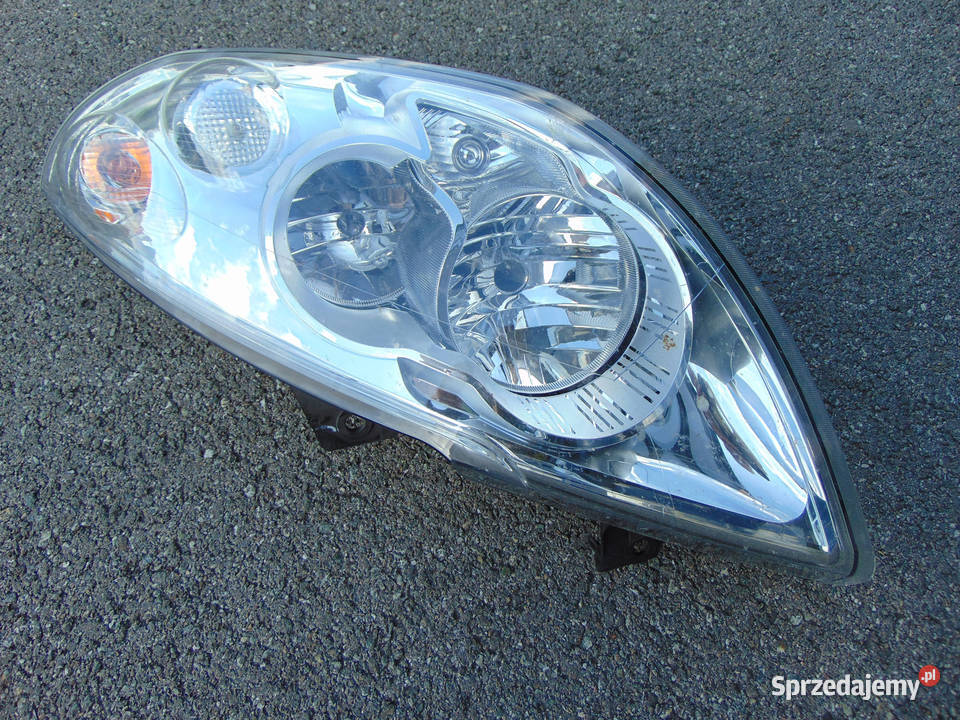 Lampa 1ER01011701 260600049R Renault Master III