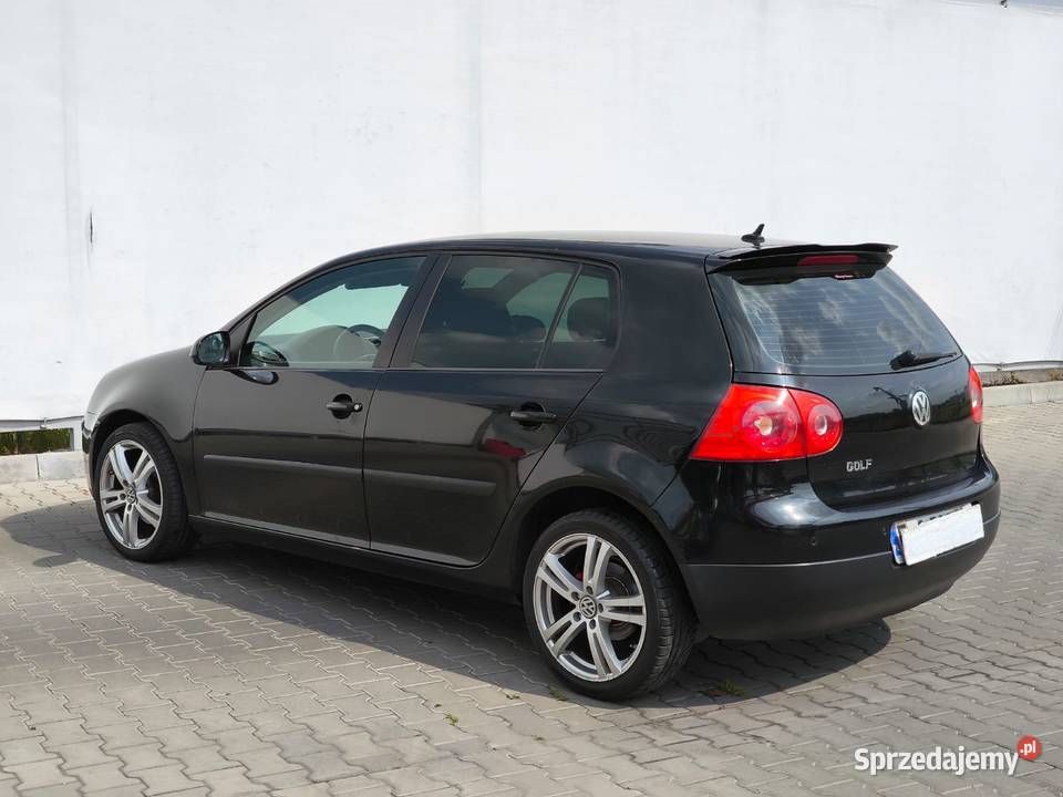 Volkswagen Golf V 16 Benzyna 2006 Doinwestowany Ksawerów