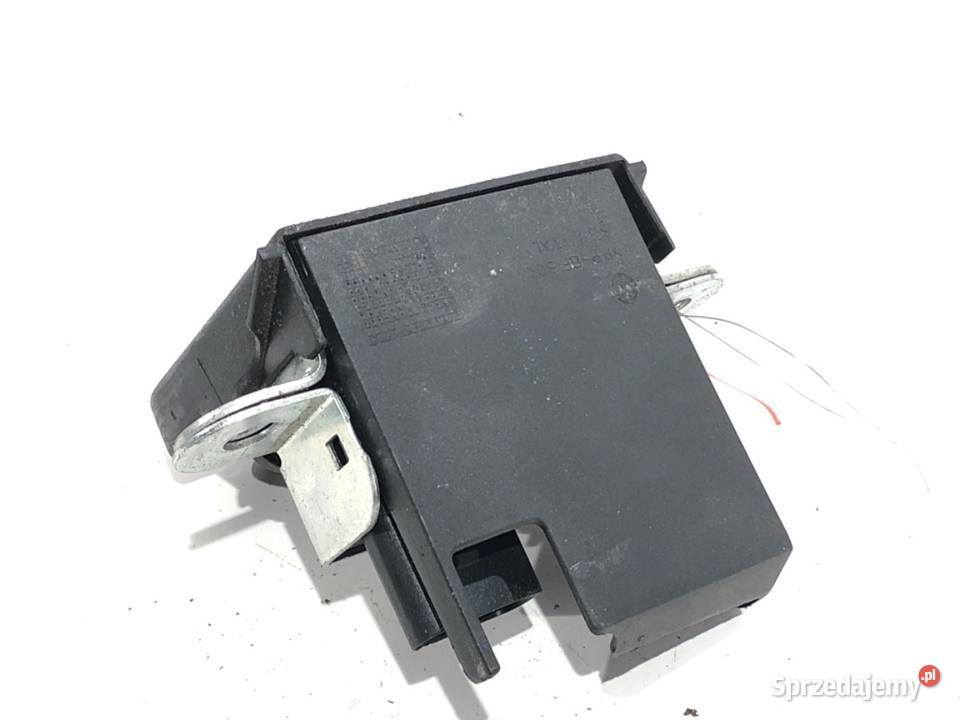 ZAMEK KLAPY TYŁ VW PASSAT B7 Kombi 5K0827505A sprzedam