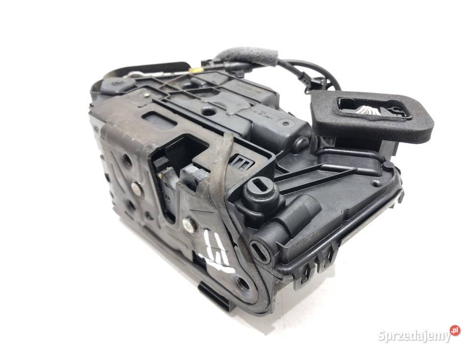 ZAMEK DRZWI PRAWY TYŁ VW GOLF VII Kombi podkarpackie